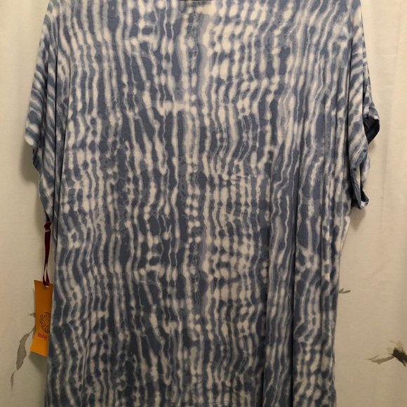 Ruby Rd Top - Picture 4 of 7